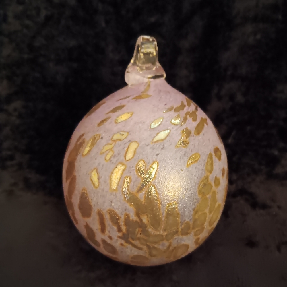Lavender and Gold Handblown Glaas Ball